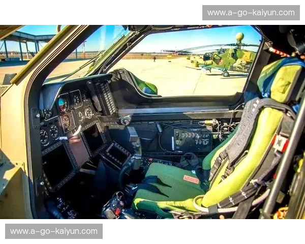 【巅峰重器】米-28VS：凌驾于硝烟之上的“暗夜猎手”，重塑战场法则的钢铁意志